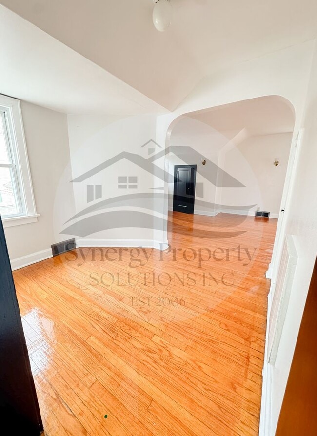 Photo - 46 Bartley Ave Unit 46 1/2