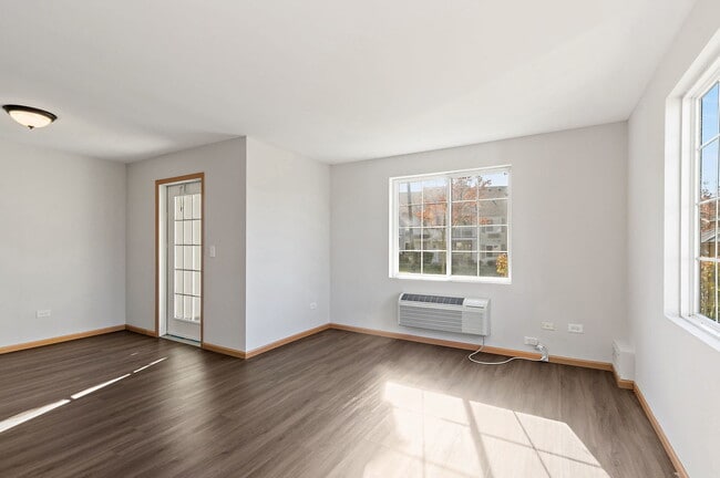 Photo - 1809 Silverstone Dr Unit 1809