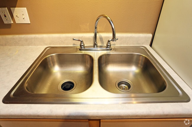 Double deep sink