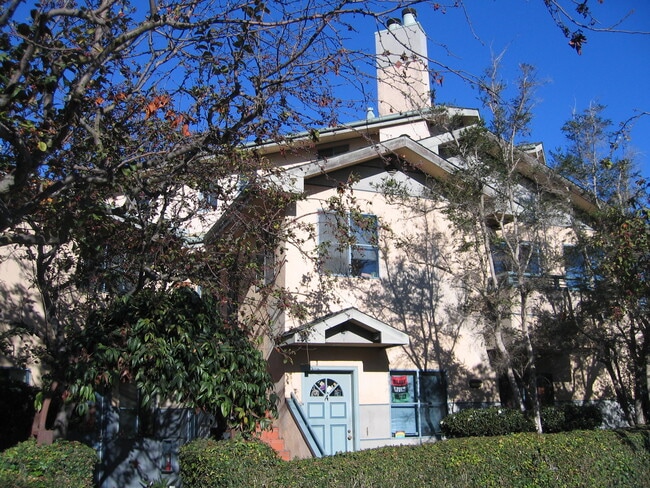 Building - 1310 Neilson St Apartments