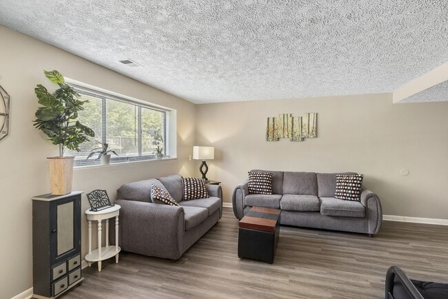 Greenway Apartments