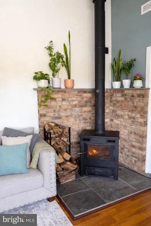 Photo - 1919 Creek Rd