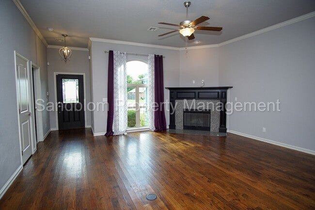 Photo - For Lease | Jenks | Available Now!