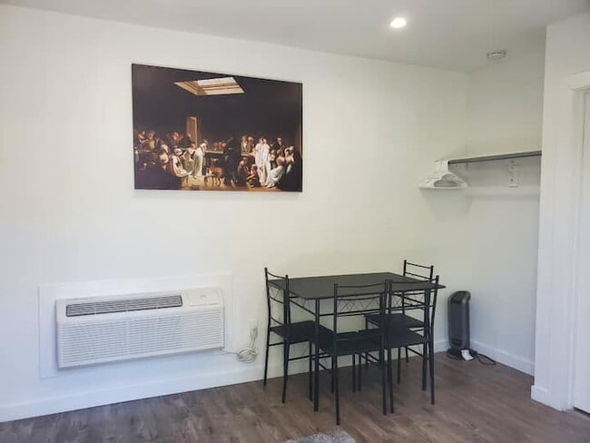 Photo - 9659 Rincon Ave