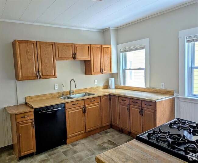 Building Photo - 294 Boston Ave Unit 1 Rental
