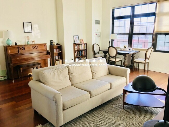 Photo - 150 Cambridge St