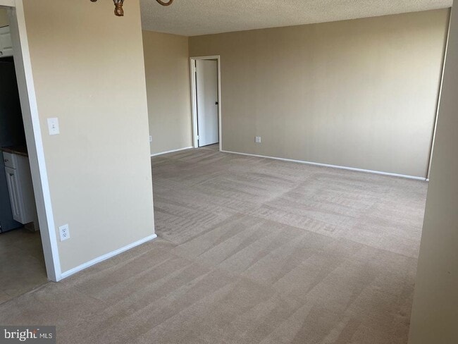 Photo - 5500 Holmes Run Pkwy Unit 520
