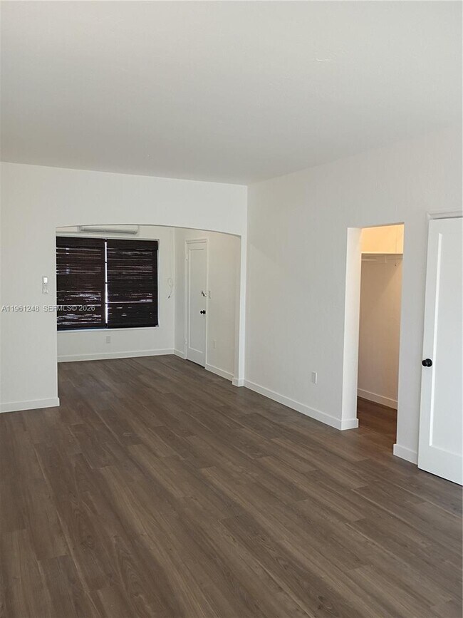 Photo - 235 83rd St Unidad 3