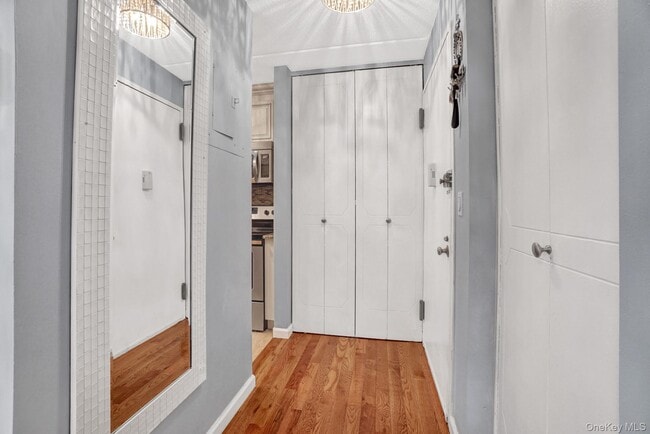 Photo - 128 Colonial Pkwy Unit 3E