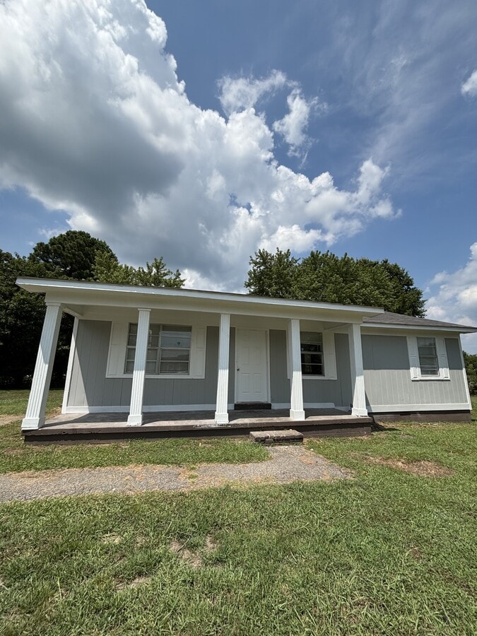 Photo - 496 Joshwood Dr House