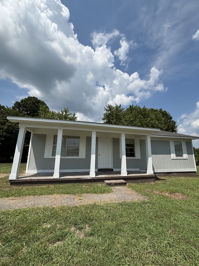 Building Photo - 496 Joshwood Dr Rental