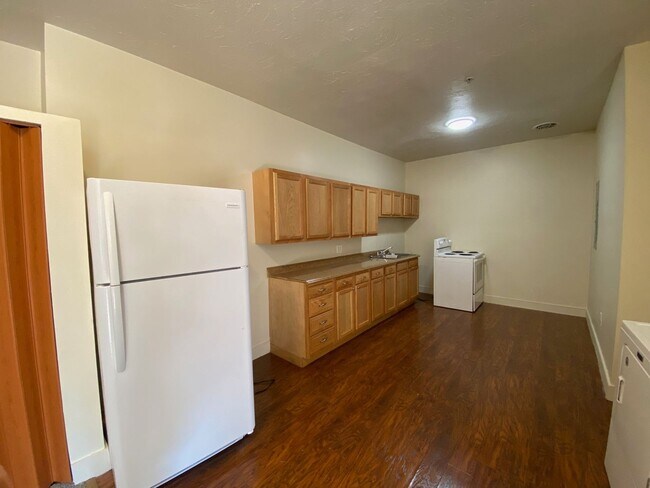 Photo - 301 E Weidman St Unidad 3