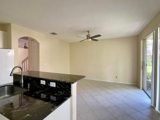 Photo - 4362 Legacy Ct