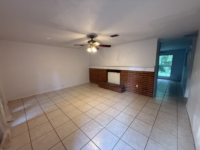 Photo - 505 NW 34th St