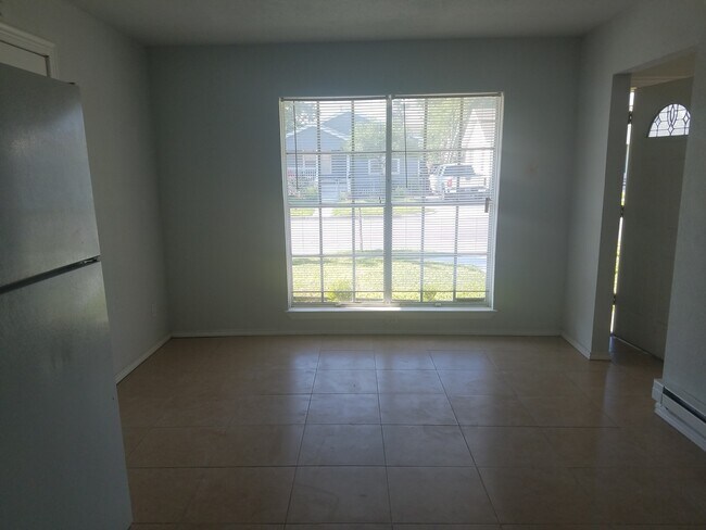 Photo - 2 bedroom 1 bath 43rd Ave. L - pet friendly