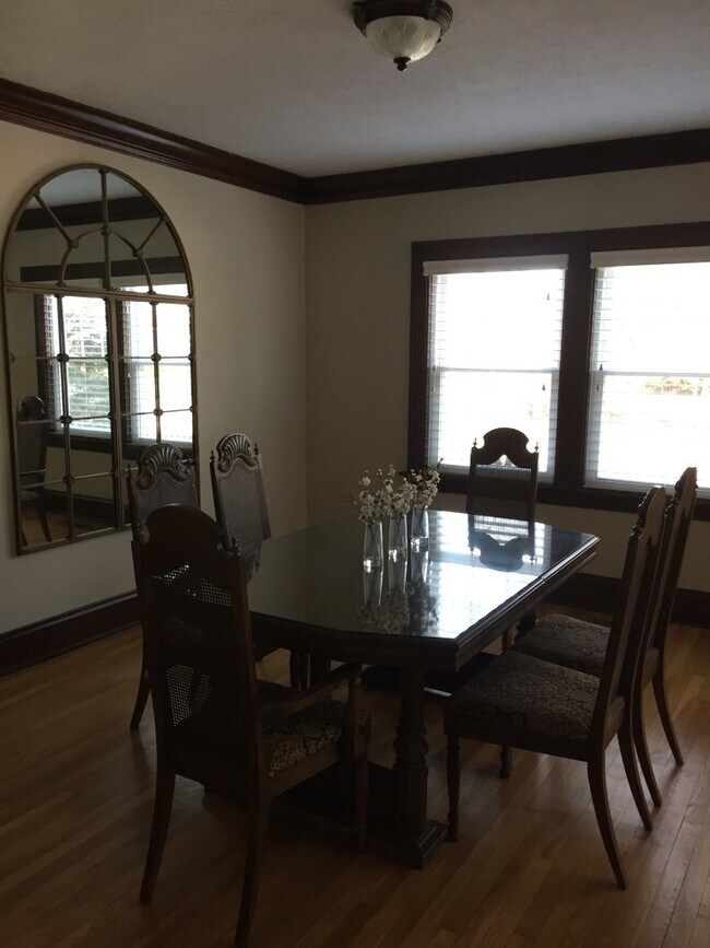 Photo - 3405 Fairmount Blvd