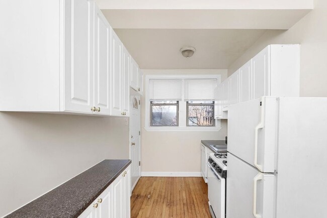 Photo - 550 W Aldine Ave Unit 556-W2