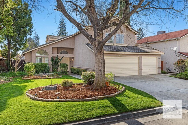 Photo - 805 E Buckhill Rd