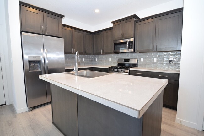 Photo - 1400 S 29th Blvd