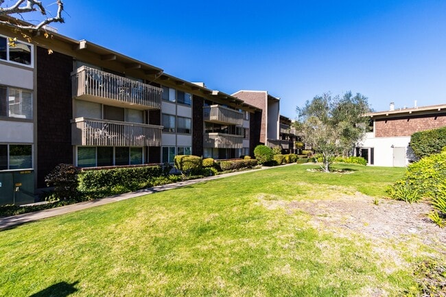 Photo - A Coastal Sanctuary with Ocean Views Unit C204