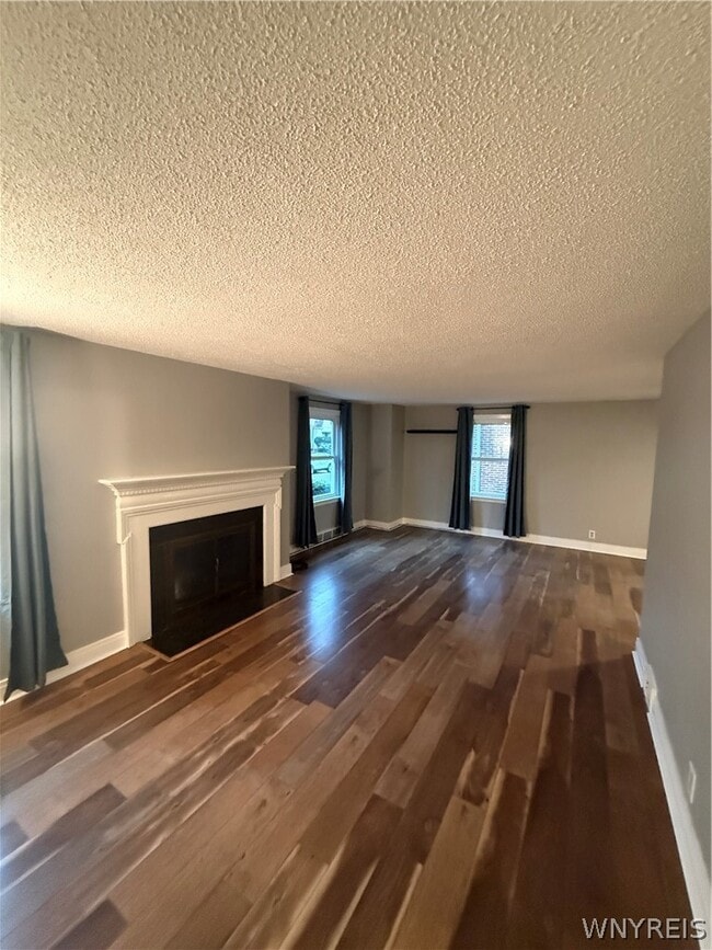 Photo - 106 E Morris Ave