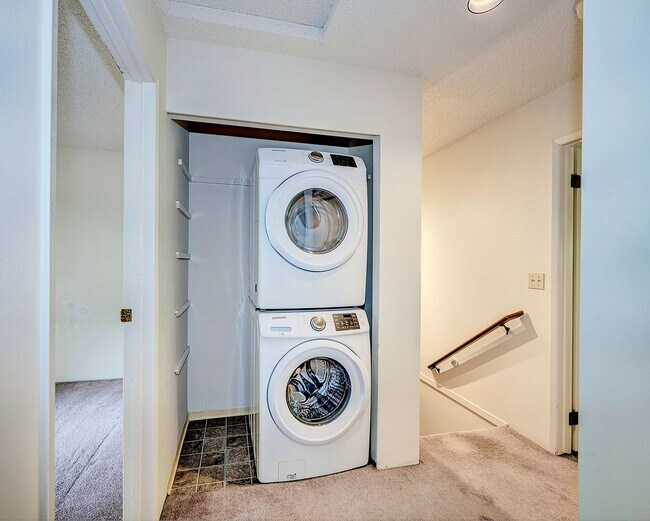 Photo - Lake Ballinger Townhouse 3 Bedroom