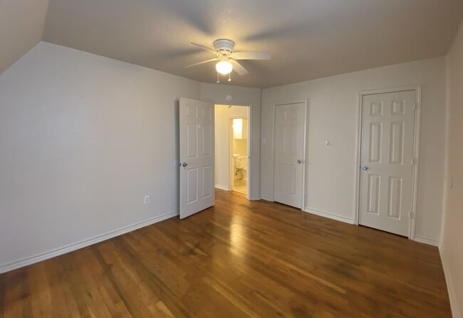 Photo - 2302 Post Oak Ave