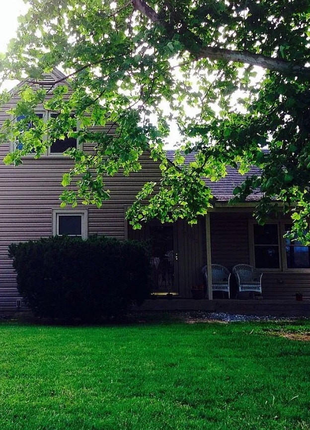 Building Photo - 1043 College Ln