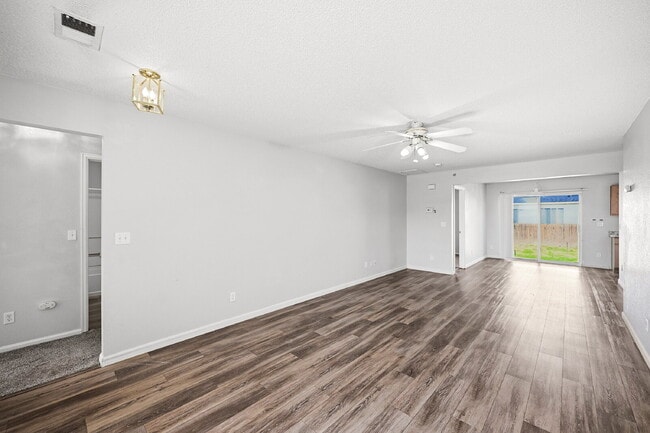 Photo - $2,495.95 - 3 Bed, 2 Bath Home in Denver with Central AC and Fenced in Yard!