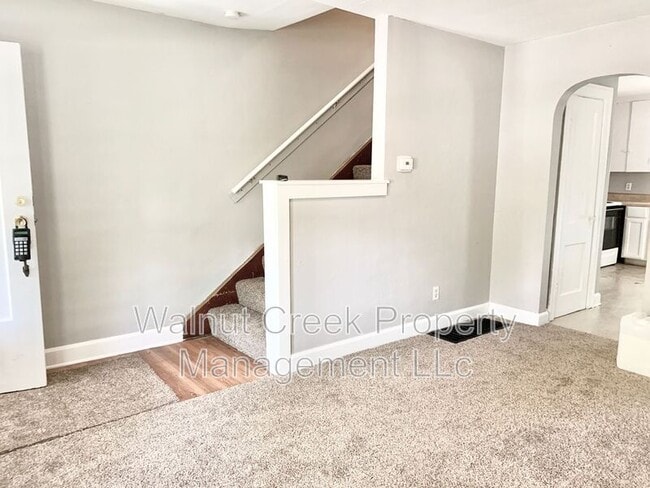 Photo - 1911 E 34th St