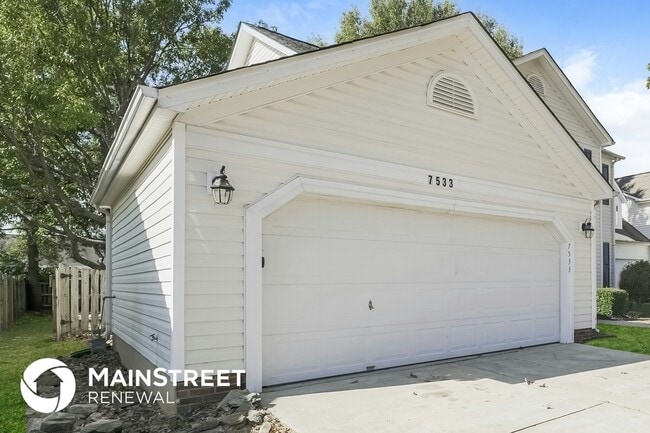 Photo - 7533 Sparkleberry Dr