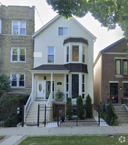 Building Photo - 2437 N Francisco Ave Rental