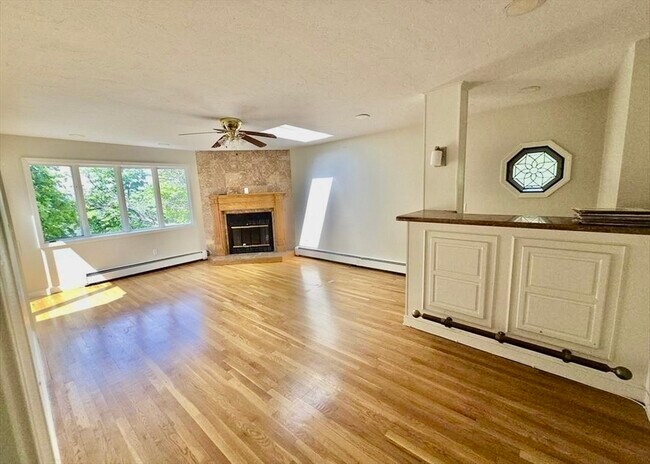Photo - 42 Grampian Way Unit 3