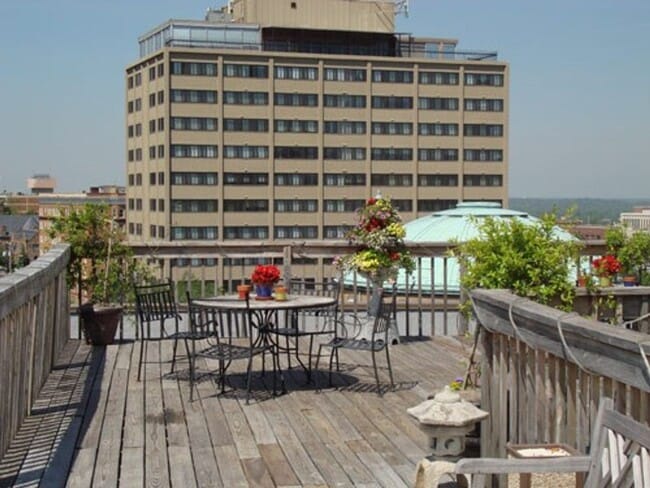 Photo - BERKLEY APARTMENTS