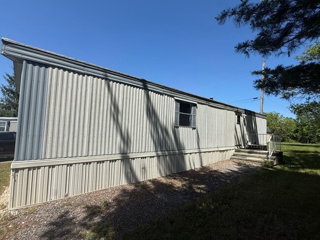 Photo - 415 Meadow Brook Road