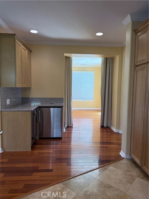5 Stonegate