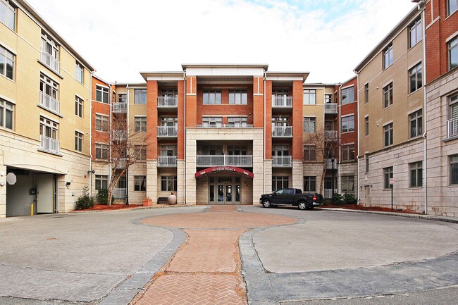 Building Photo - 7400 River Rd Unit 311