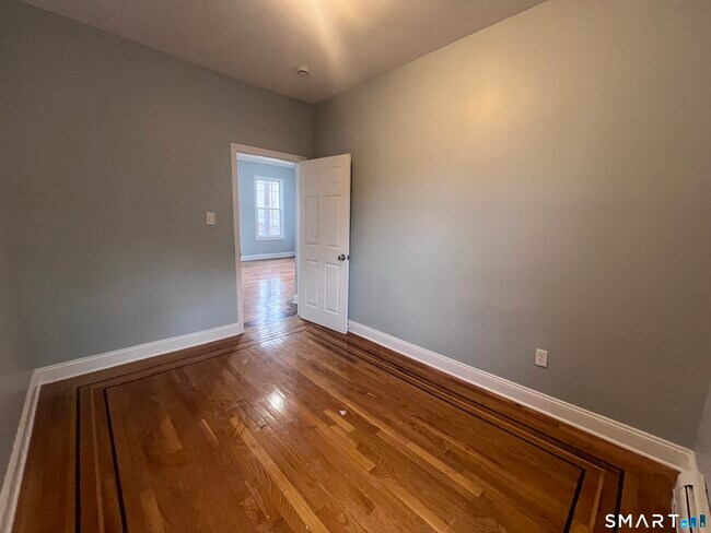 Photo - 113 Milne St