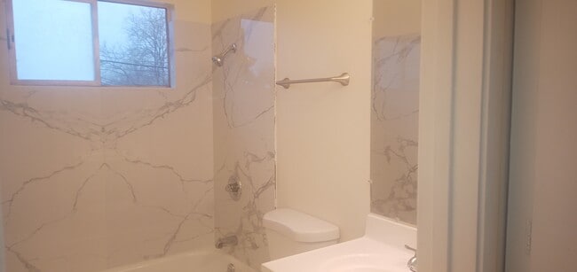 Photo - Anita Plaza Apartments