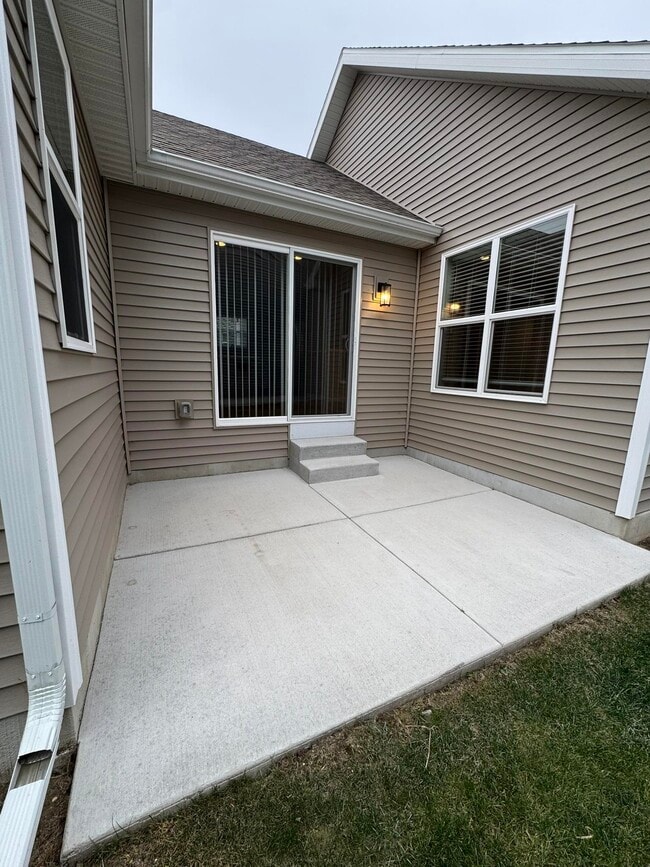 Photo - 2175 Autumn Lake Parkway