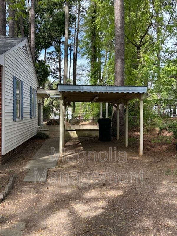 Photo - 930 Buckhorn St