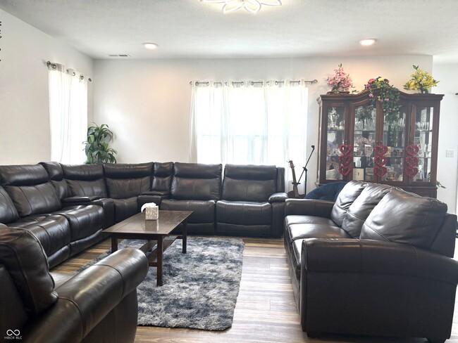 Photo - 6120 Medina Spirit Dr