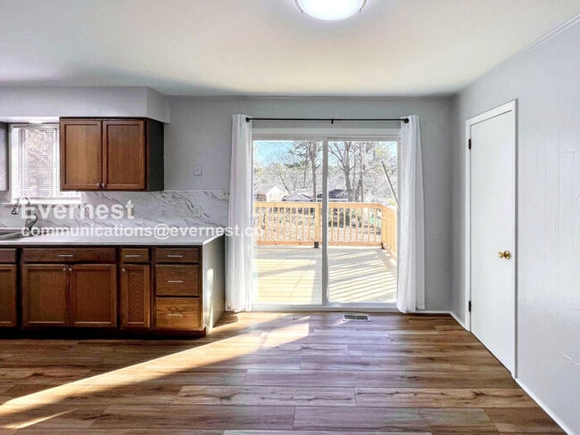 Photo - 5 Laurice Cir