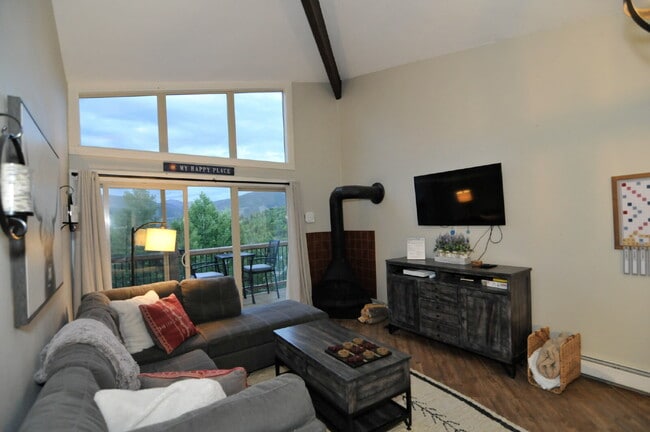 Photo - 3 bedroom condo in Wildernest available June 1st! Unit 306
