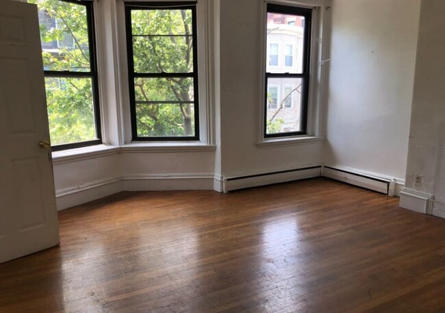 Photo - 180 Harvard St Unit 179.5 #2