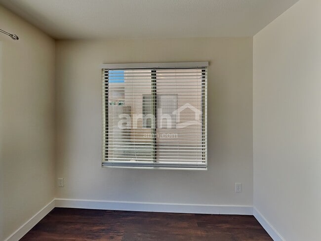 Photo - 7972 Crowder St