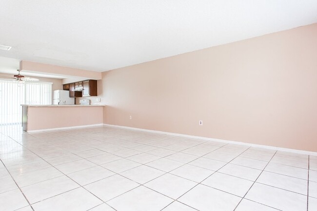Photo - 1905 Caralee Blvd Unit 1