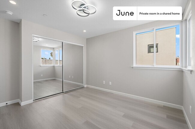 Room in Shared 5 bed/5 bath home in Boyle Heights