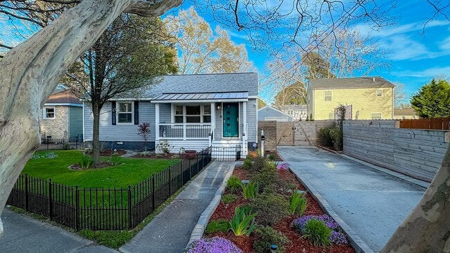 Building Photo - 8542 Wayland St Rental