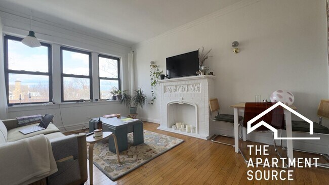Photo - 2921 W McLean Ave Unidad 3